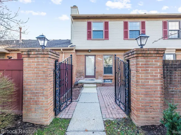 31162 Country Way, Farmington, MI 48331