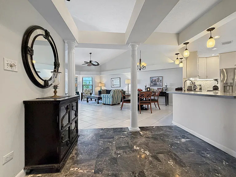 522 Coakley Bay Est #EB — Photo 5