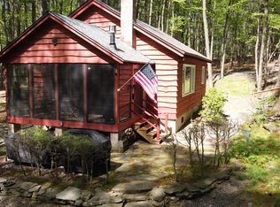 108 Black Bear Run, Paupack, PA 18451