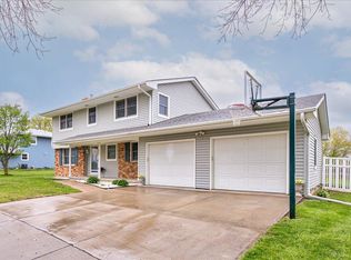 610 3rd St, Underwood, IA 51576