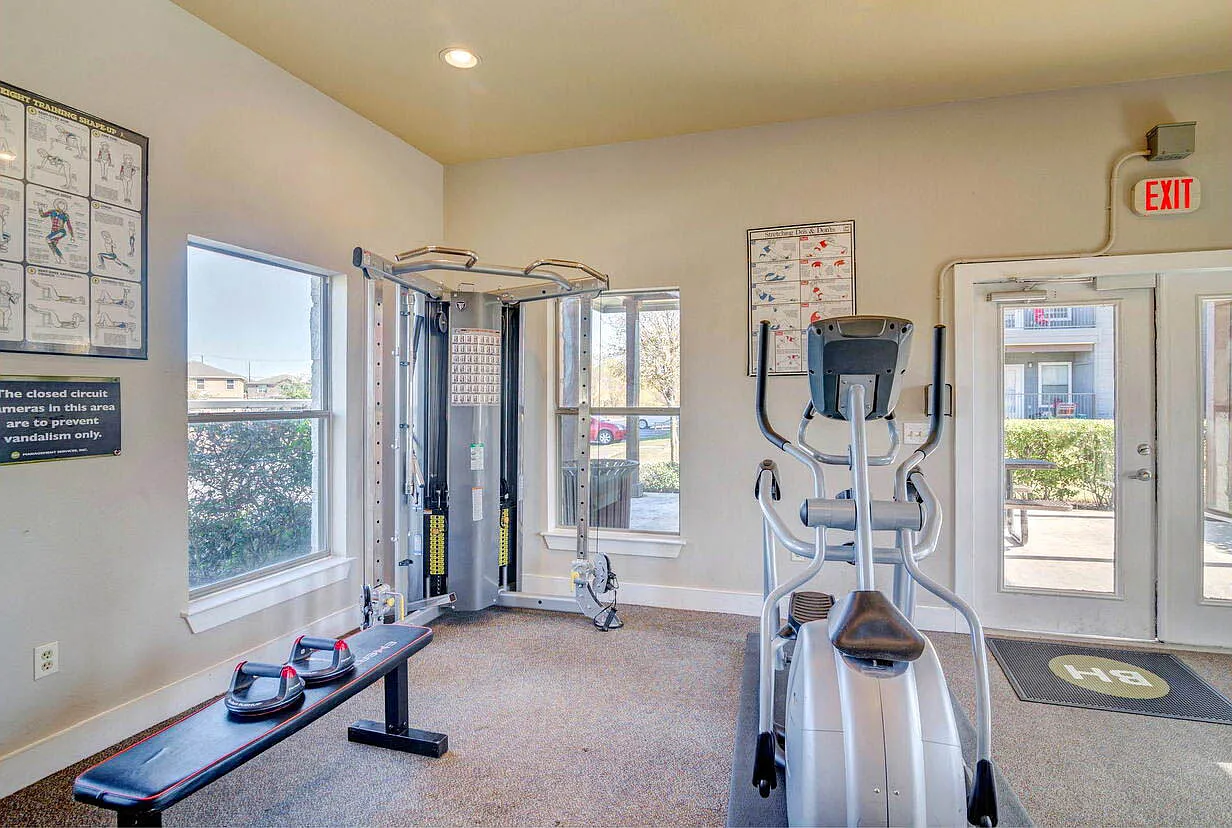 Nova Vista Apartments at Woodlake — Photo 3