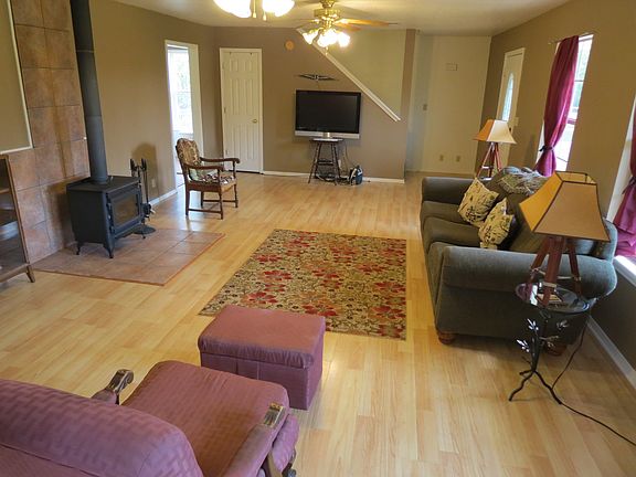 4th image of 4809 E 19th Ave