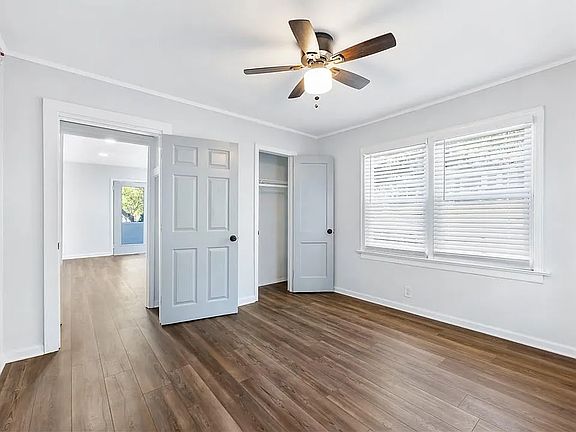 3rd image of 845 Oak St NW