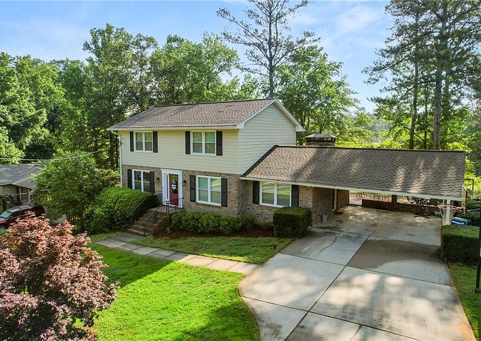 1st image of 4379 Bonaparte Dr