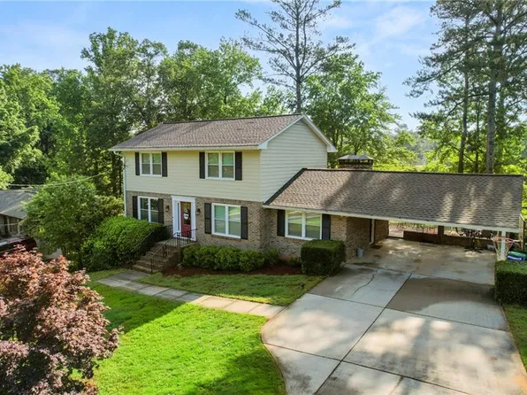 4379 Bonaparte Dr, Tucker, GA 30084