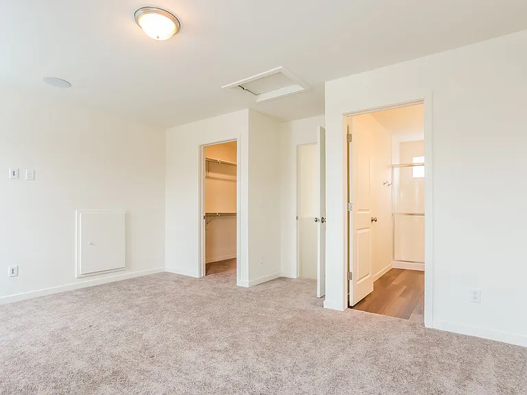 4752 N Tower Ct — Photo 10