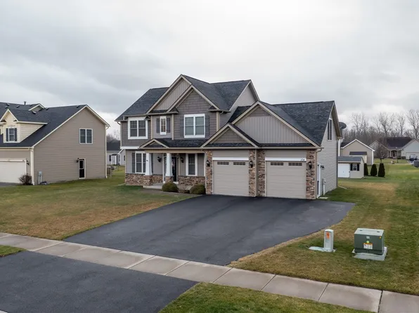 104 James Moore Cir, Hilton, NY 14468