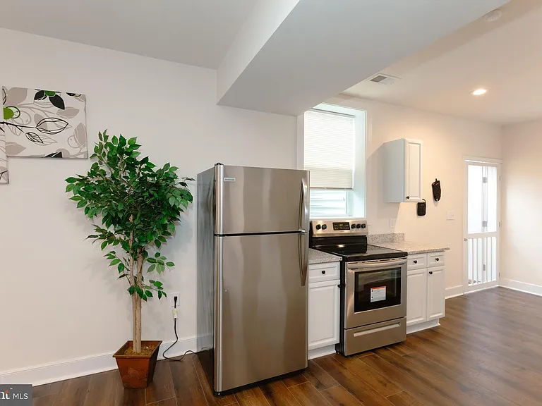 5705 Crestwood Pl — Photo 4