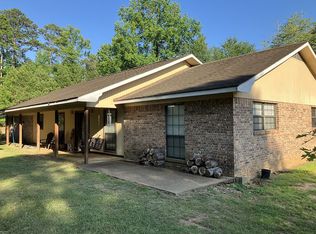 154 Wakefield Rd, Nashville, AR 71852