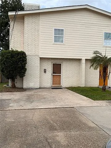 4711 Grammar Ave — Photo 1