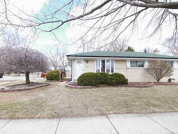 2nd image of 27898 Belanger St