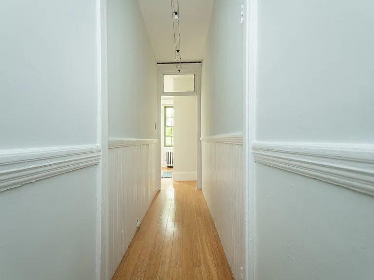 41 Anderson St #8 — Photo 6