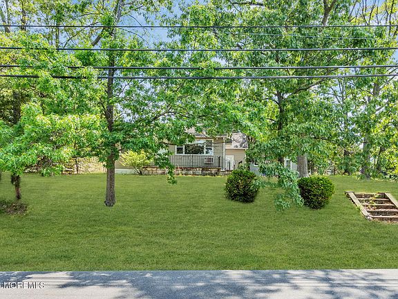 3rd image of 138 Vansant Avenue