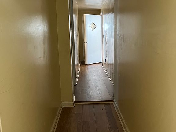 4th image of 3448 Kinnear Ave