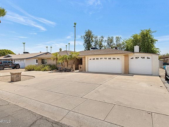 2nd image of 3919 W Lane Avenue