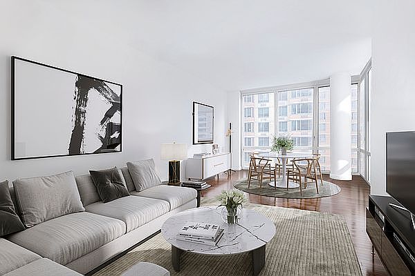1st image of 225 E 34th St APT 4F