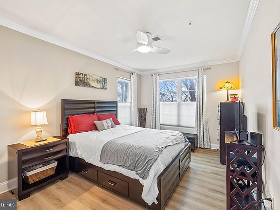 4th image of 253 S Pickett St APT 102