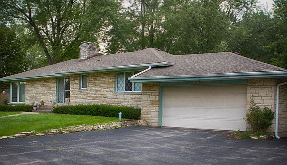 2nd image of 0S512 Summit Ave