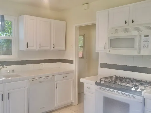 7424 Sunnybrae Ave, Winnetka, CA 91306