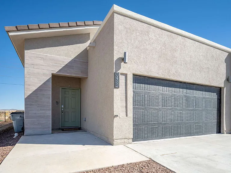 3420 Gary Brewster Pl #A — Photo 2
