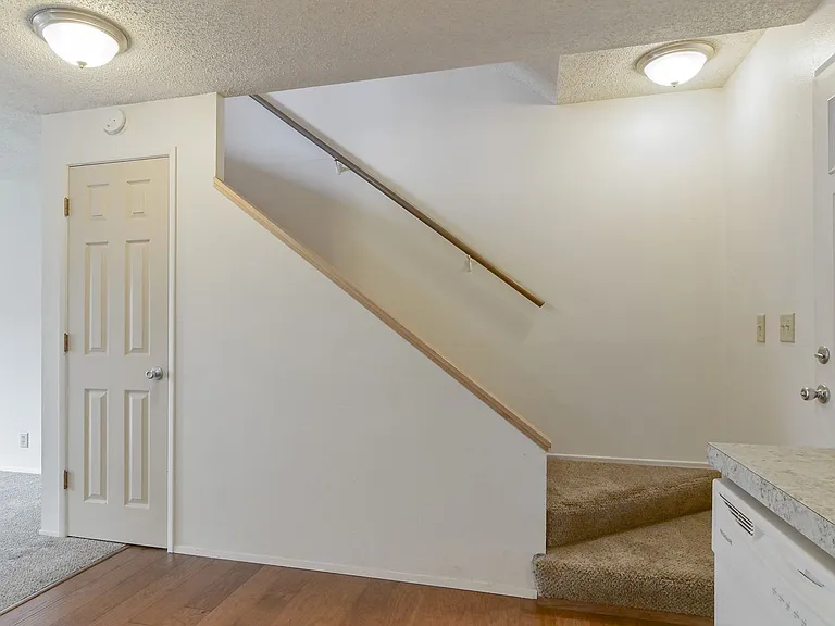 1437 High St — Photo 29