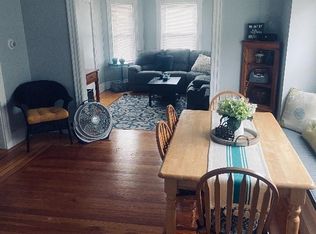 117 Orchard St FLOOR 2, Cranston, RI 02910