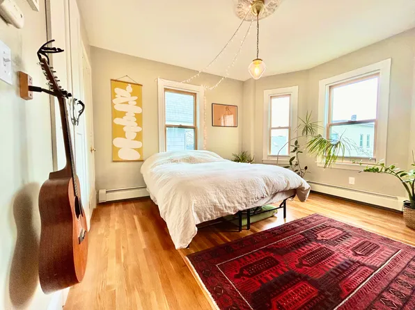 73 Weld Hill St #B, Jamaica Plain, MA 02130