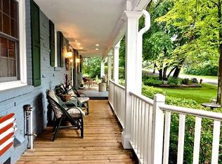 16524 Eagle Ridge Dr, Minnetonka, MN 55345