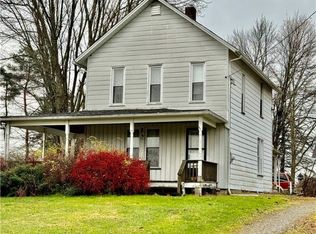 2597 Leesburg Grove City Rd, Volant, PA 16156