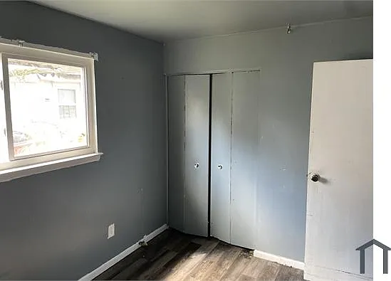 20310 Hamburg St — Photo 3
