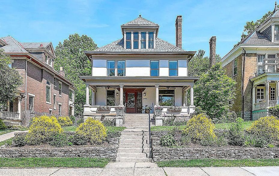 1st image of 3052 Fairfield Ave