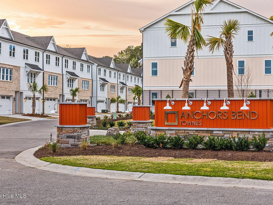 1st image of 808 Anchors Bend Way , # 12