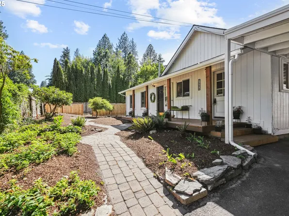 75 NW Meadow Dr, Beaverton, OR 97006