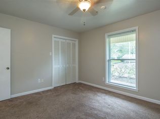 410 Meadowbrook Dr, Longview, TX 75601