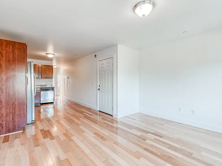 4122 Haverford Avenue — Photo 3