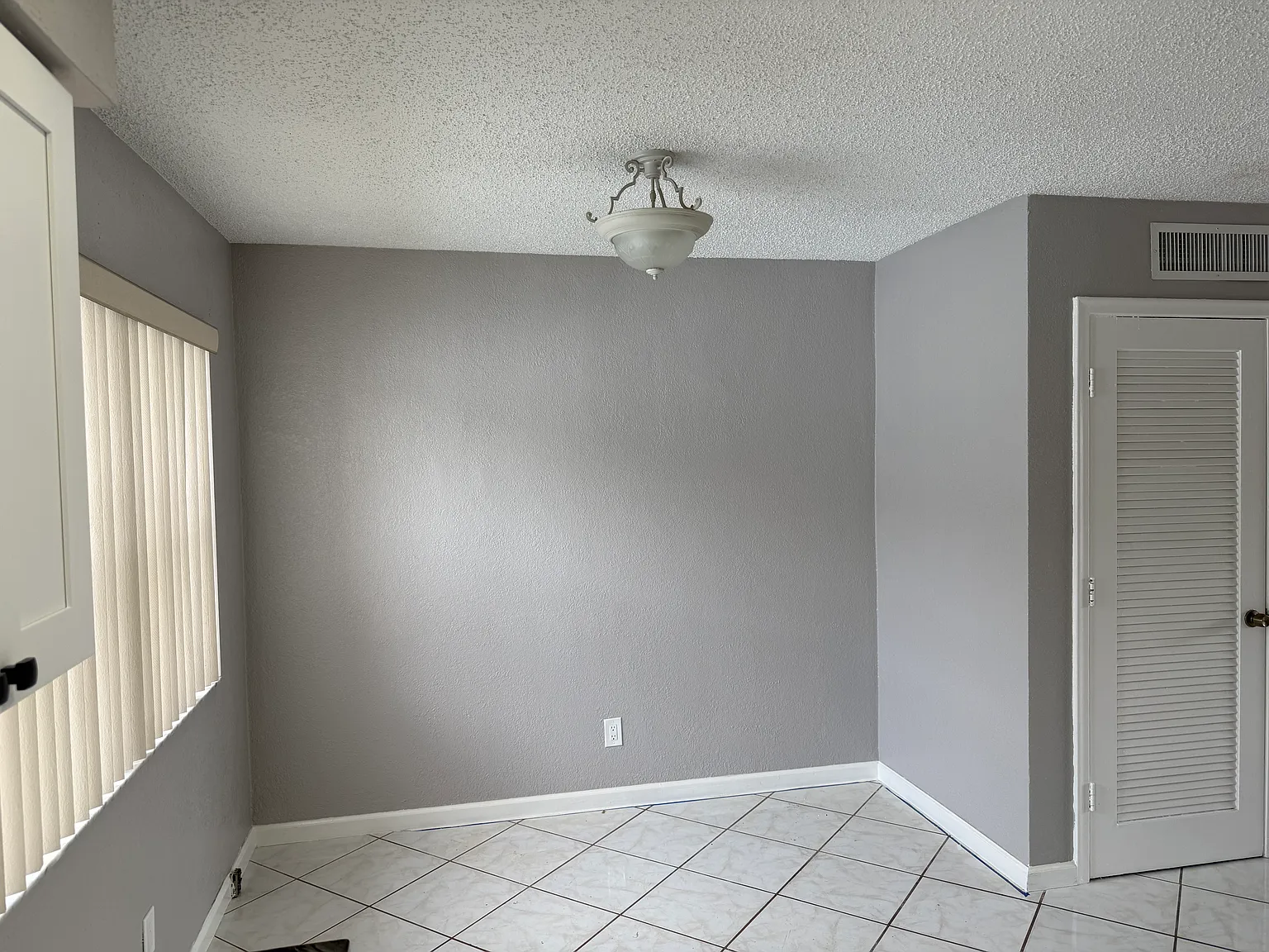 2 bed, 1000 sqft, $1,950 — Photo 2