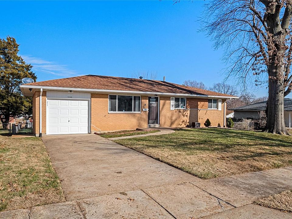 1st image of 1445 Miller Dr