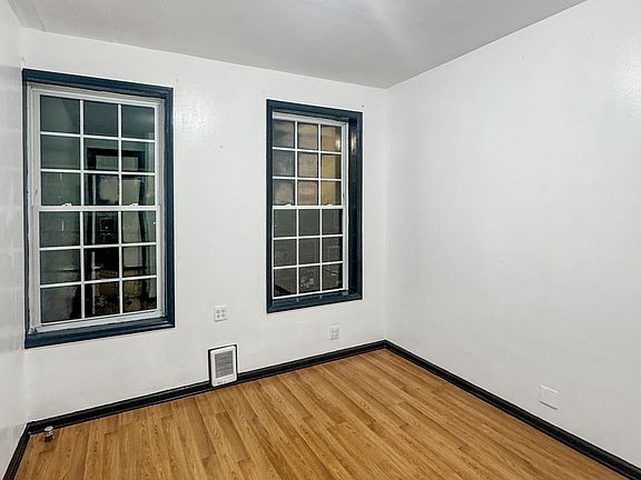 2nd image of 639 Manida St #2