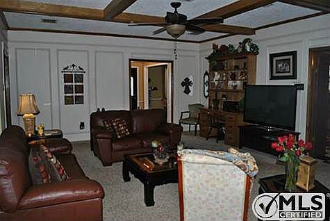 4th image of 1025 Goldenrod Dr