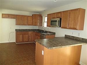 4th image of 3805 Sheryl Dr