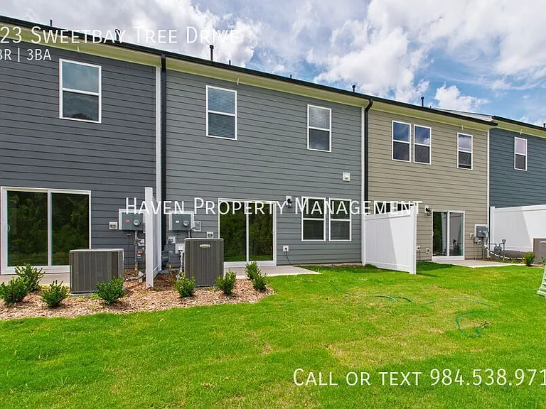 323 Sweetbay Tree Dr — Photo 32