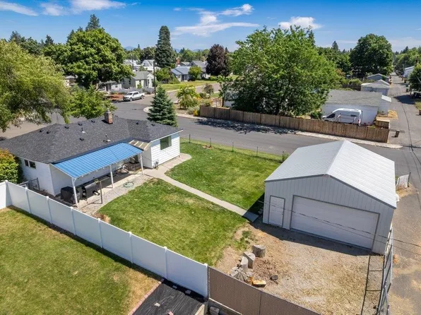 2803 W Sanson Ave, Spokane, WA 99205