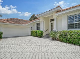 5566 Siesta Estates Ct, Sarasota, FL 34242