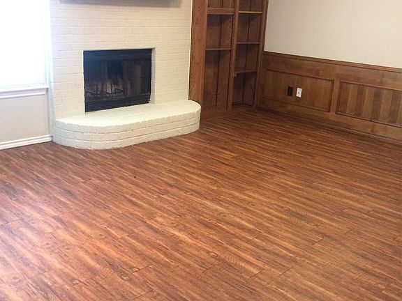 2nd image of 14 Shady Valley Ct