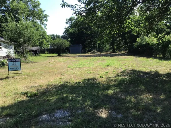 710 S 1st St, Davis, OK 73030