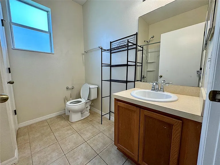 4912 Stone Acres Cir — Photo 16