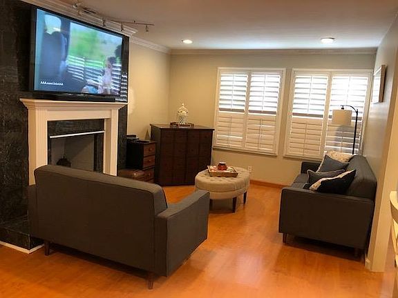 4th image of 6 Eastridge Cir