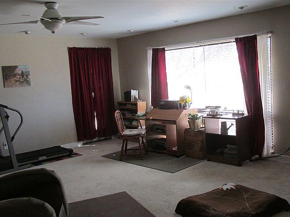 5th image of 1001 Gunnison Ave