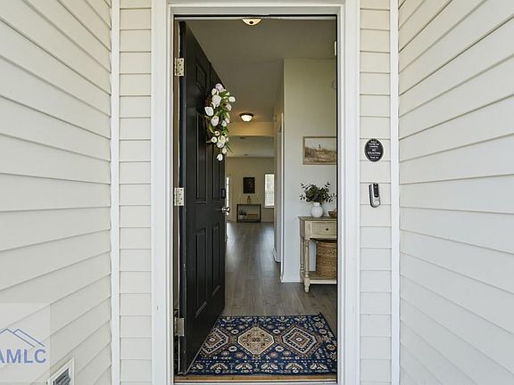4th image of 83 Avondale Dr NE
