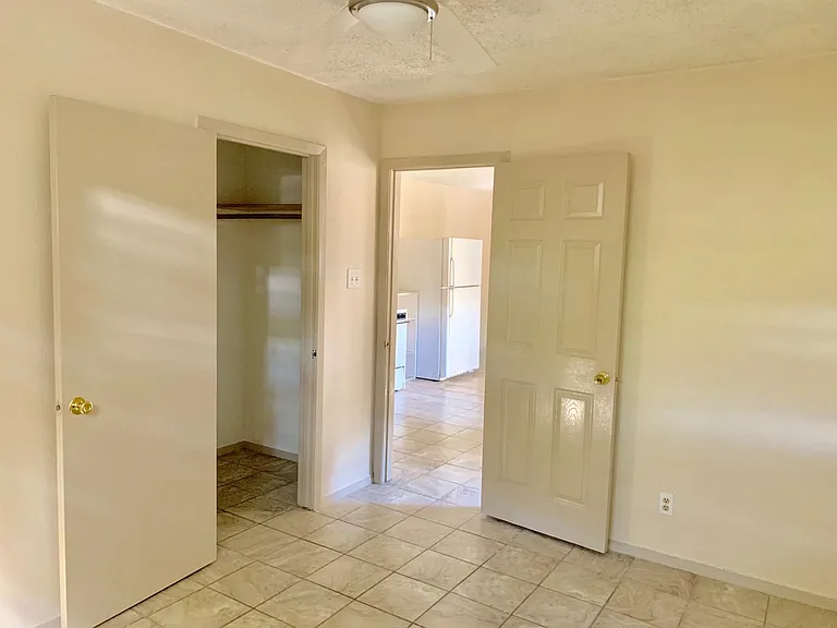 607 Barbe St #4 — Photo 4